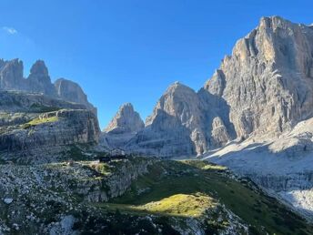 Zauberhafte Auszeit umgeben von den Dolomiten inkl. Halbpension | 5 Nächte