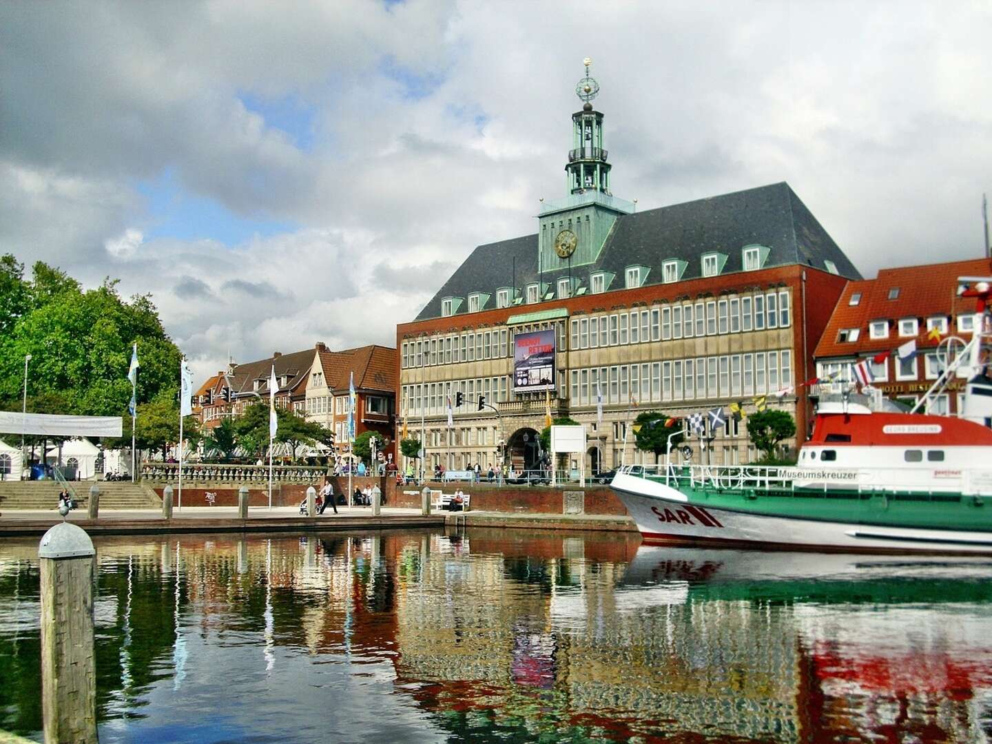 Hafenrundfahrt im Venedig des Nordens - 3 Tage in Emden