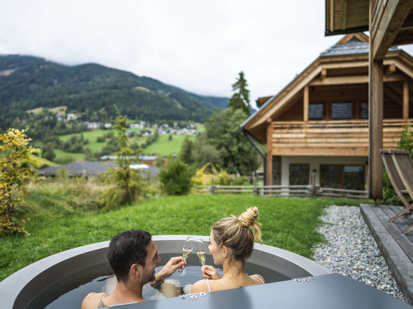 Romantischer Herbsturlaub im luxuriösen Chalet: Zeit für Zweisamkeit / 3 Nächte