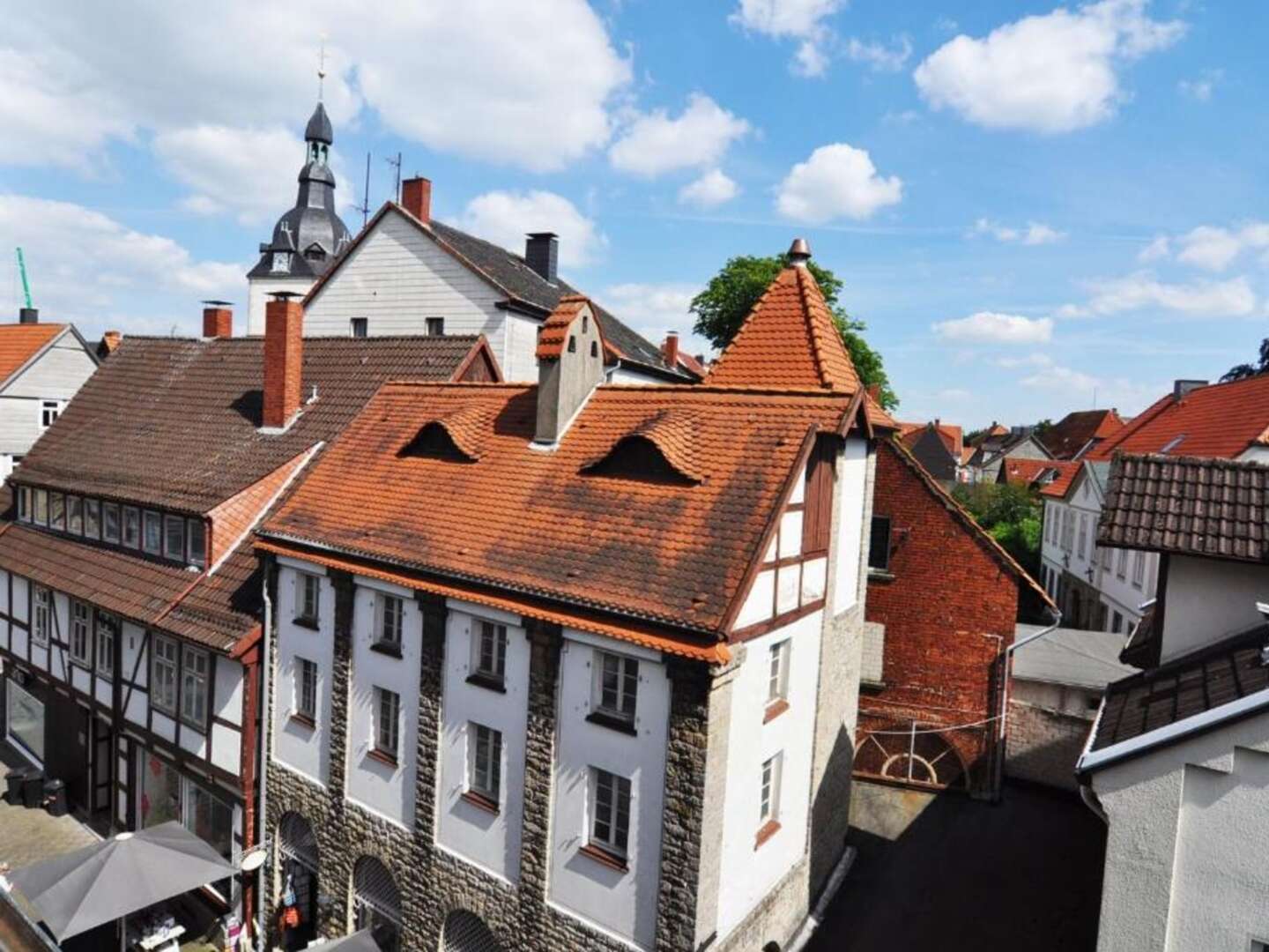 Adlerwarte in Detmold: unvergessliche Tage im Teutoburger Wald mit Detmolder Schloss und Adlerwarte