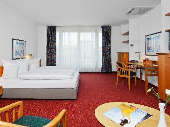 2 Tage Entspannung im 4-Sterne-Superior-Hotel mit 3-Gang-Menü, Massage, Blütenbad & Wellnessbereich